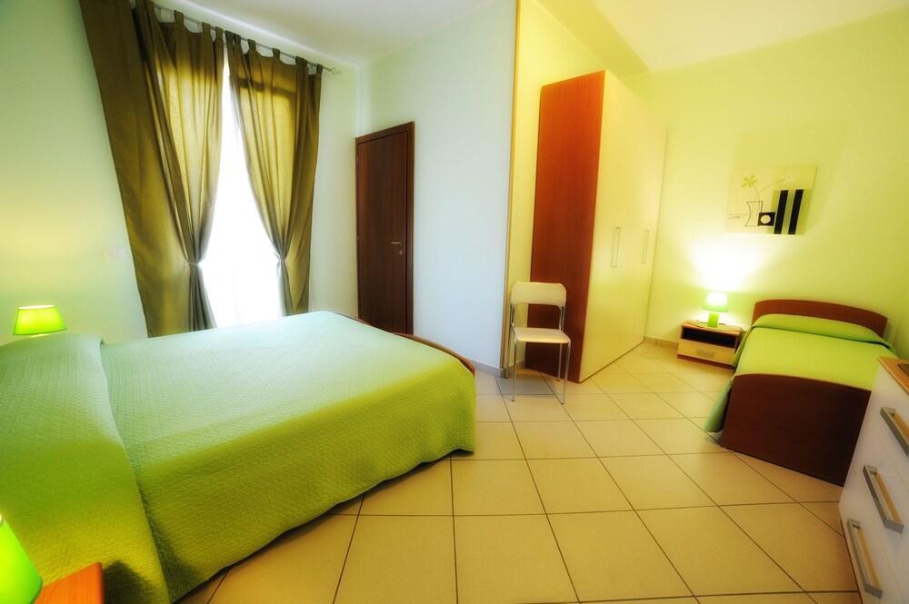 Green Garden Terrasini Ngoại thất bức ảnh