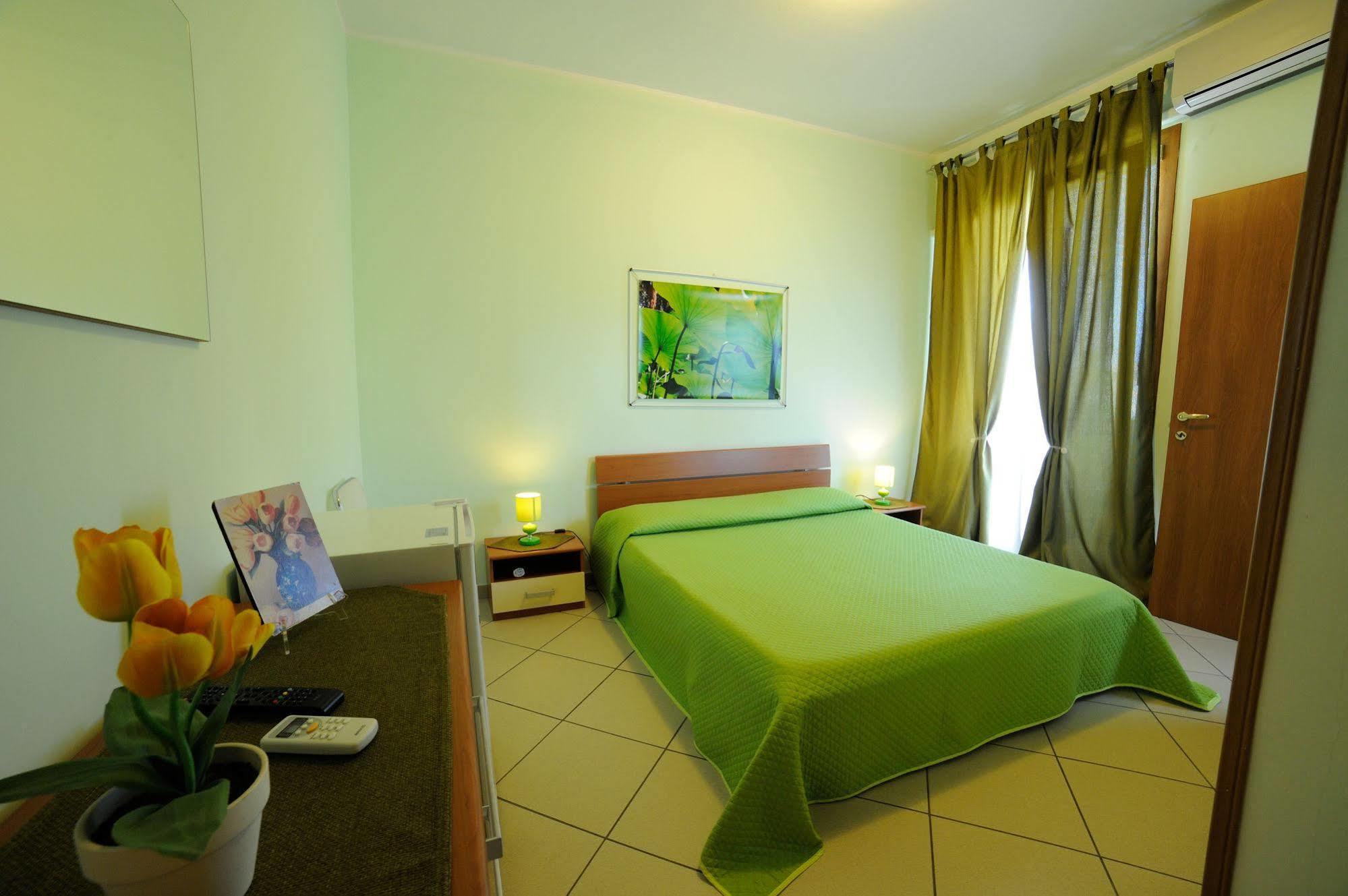 Green Garden Terrasini Ngoại thất bức ảnh