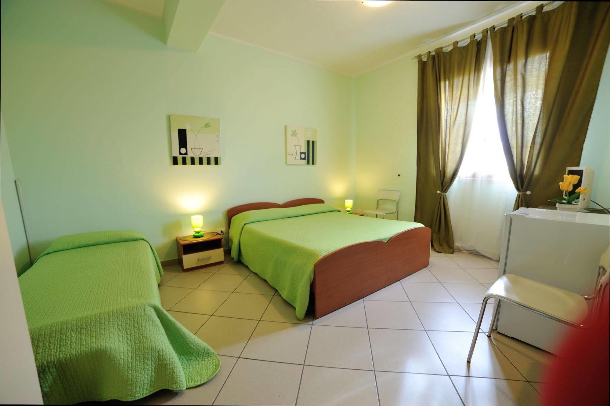 Green Garden Terrasini Ngoại thất bức ảnh