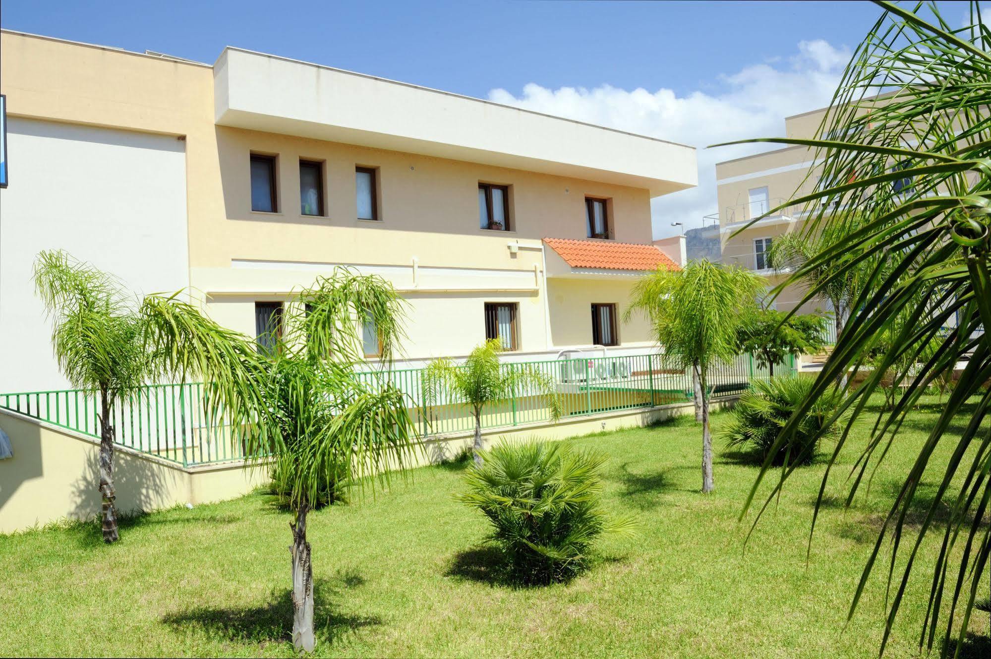 Green Garden Terrasini Ngoại thất bức ảnh
